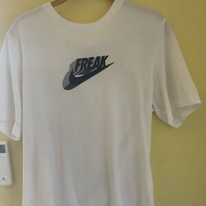Men’s Nike Tee Shirt